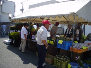 昨年のお盆市の様子